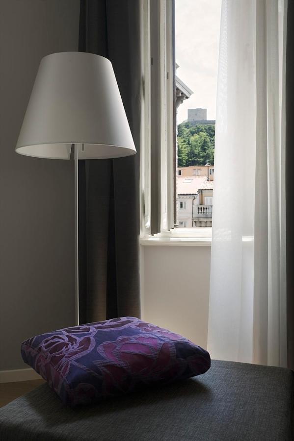 Palace Suite Trieste Esterno foto